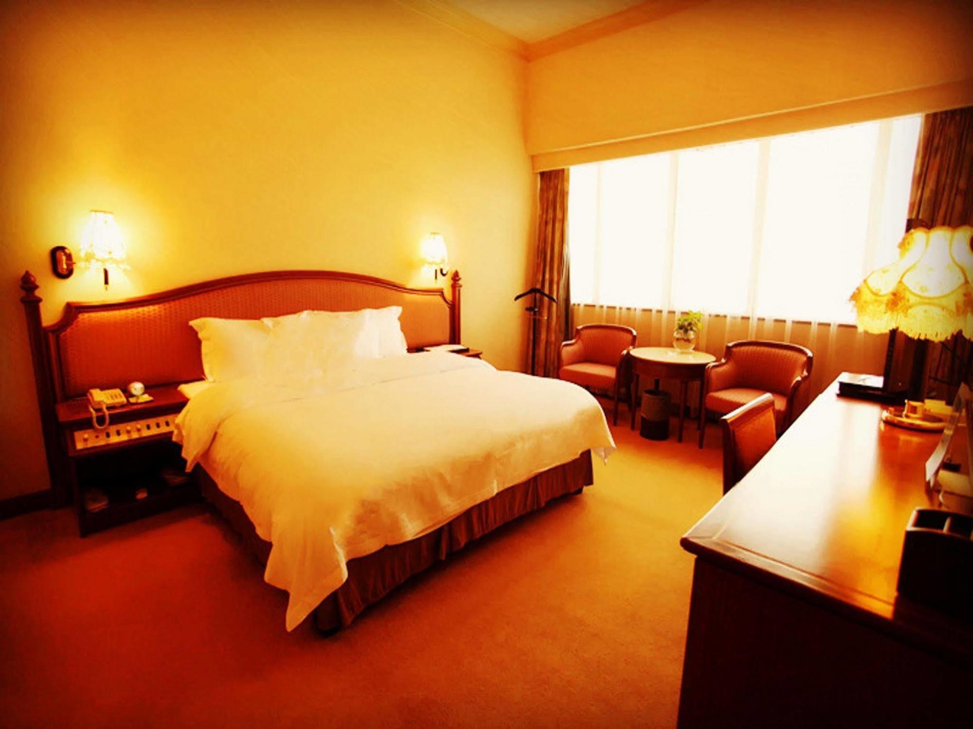 Noble Jasper Hotel Huizhou  Exterior photo